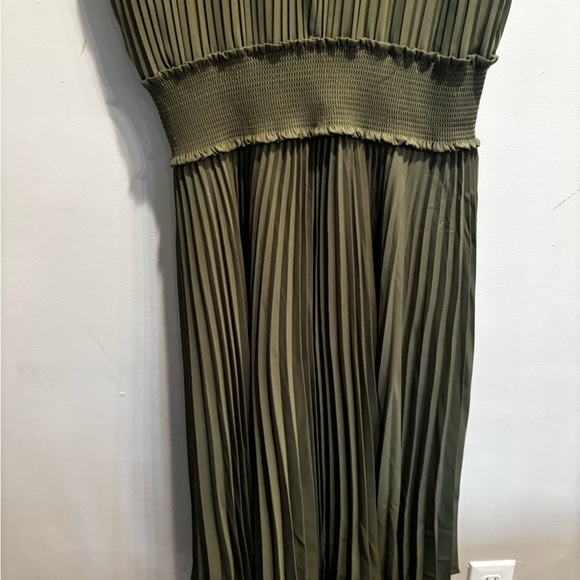 Nannette Olive Green Midi Dress midi size 14 pleated swing skirt feminine boho - Picture 9 of 12